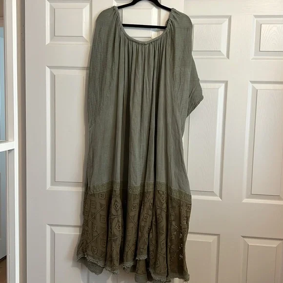Free People Maxi Dress - Picture 3 of 4